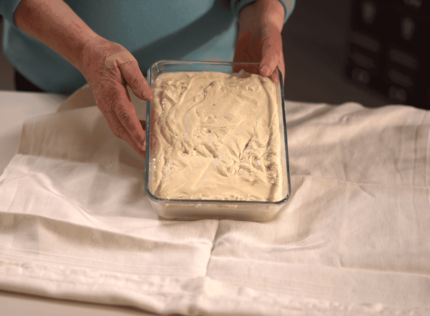 Pagnotte di pane appena sfornate.